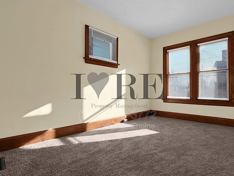 1257 E Livingston Ave — Photo 10
