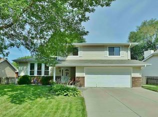 15262 W St, Omaha, NE 68137