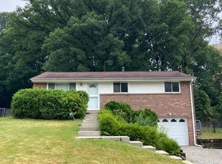 188 Rosemont Dr, Coraopolis, PA 15108