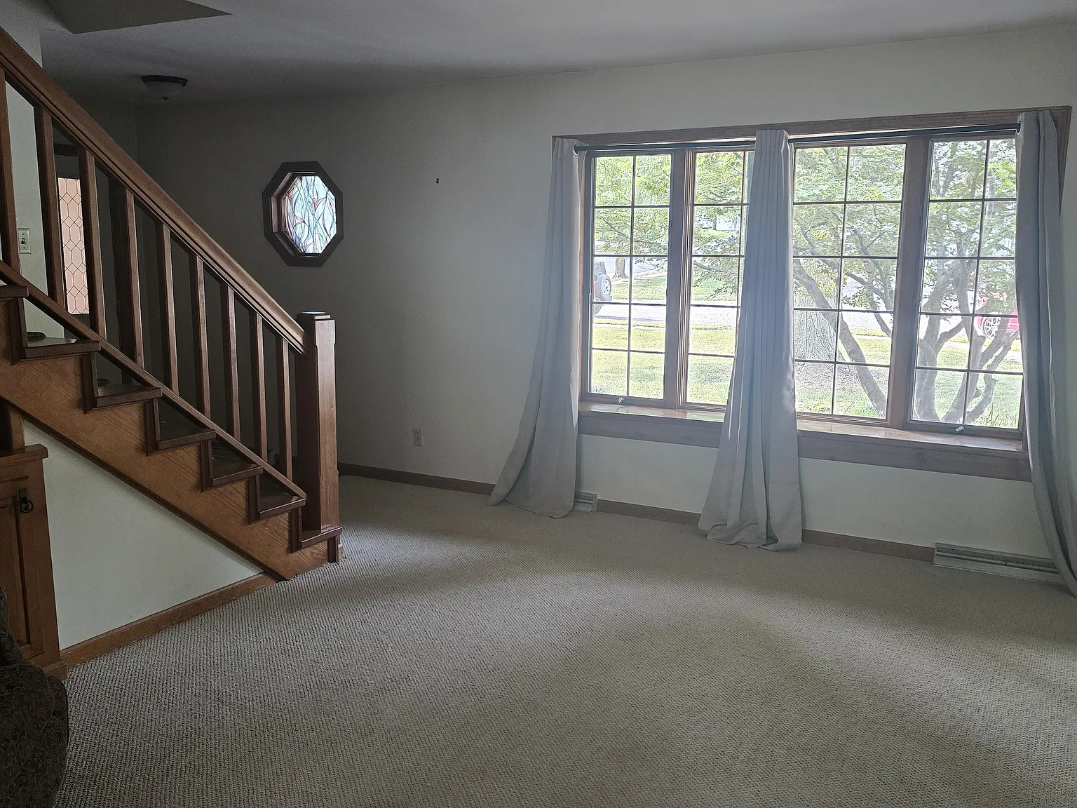 4 bed, 2.5 bath, 1500 sqft, $2,000 — Photo 1
