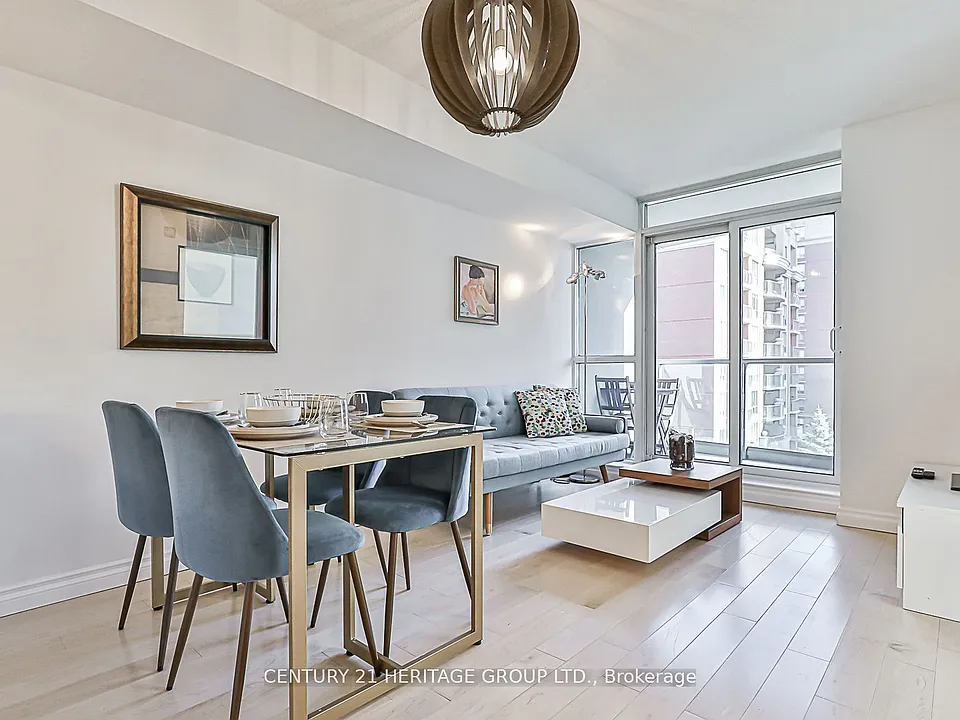 30 Harrison Garden Blvd #701