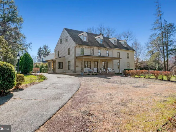 42 S Locust Ave, Marlton, NJ 08053