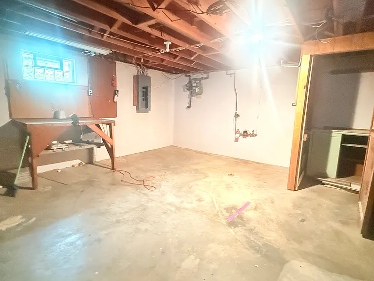10865 Lemarie Dr — Photo 20