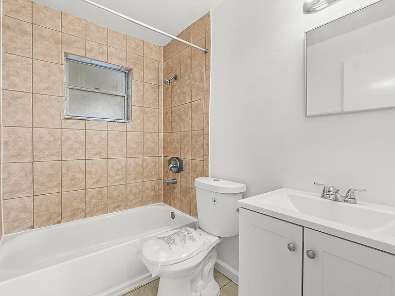 4790 Gulfstream Rd — Photo 17