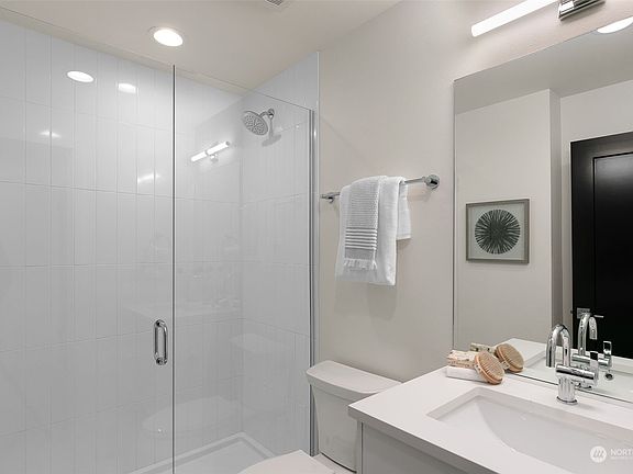 5th image of 503 A 2nd Avenue S