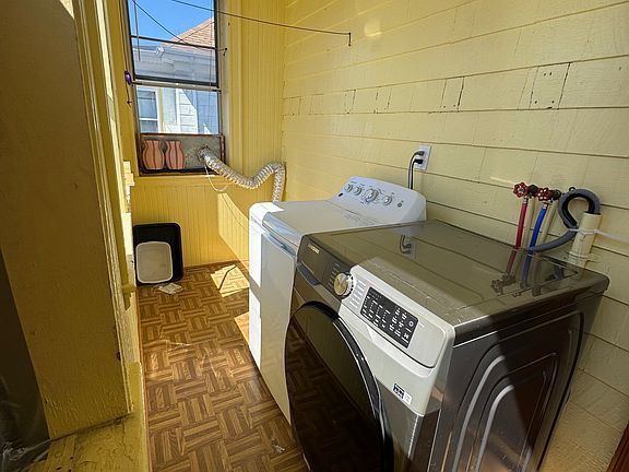 2nd image of 127 Saint Andrew Rd #3A