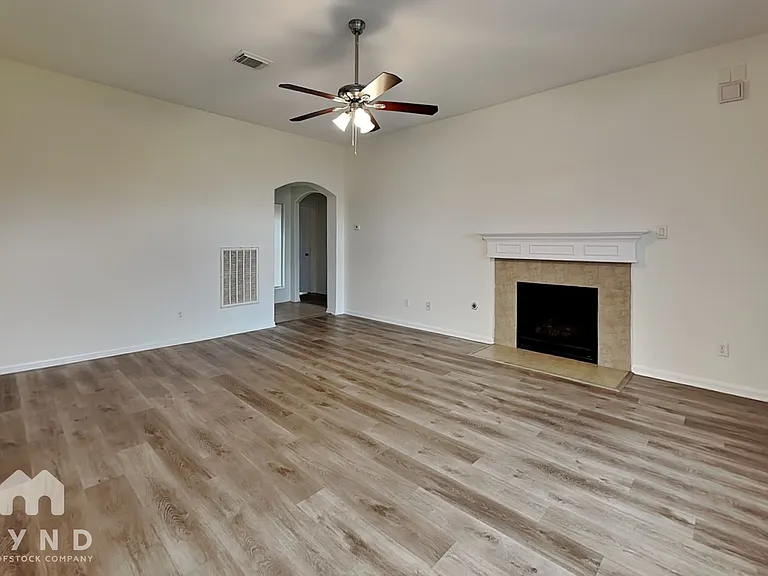 4511 Monarch Blue Ln — Photo 5