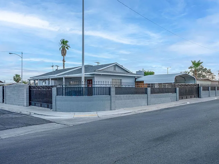 5185 Sun Valley Dr — Photo 58