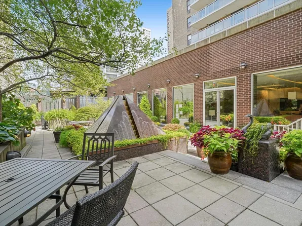 100 West 94th Street image 1 of 7