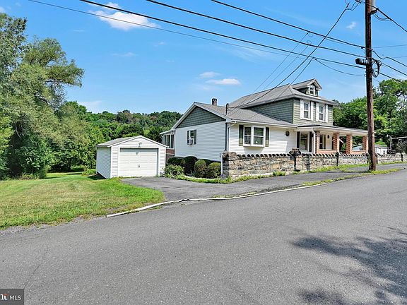 3rd image of 91 Tuscarora St