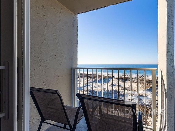 2nd image of 375 Plantation Rd #5502