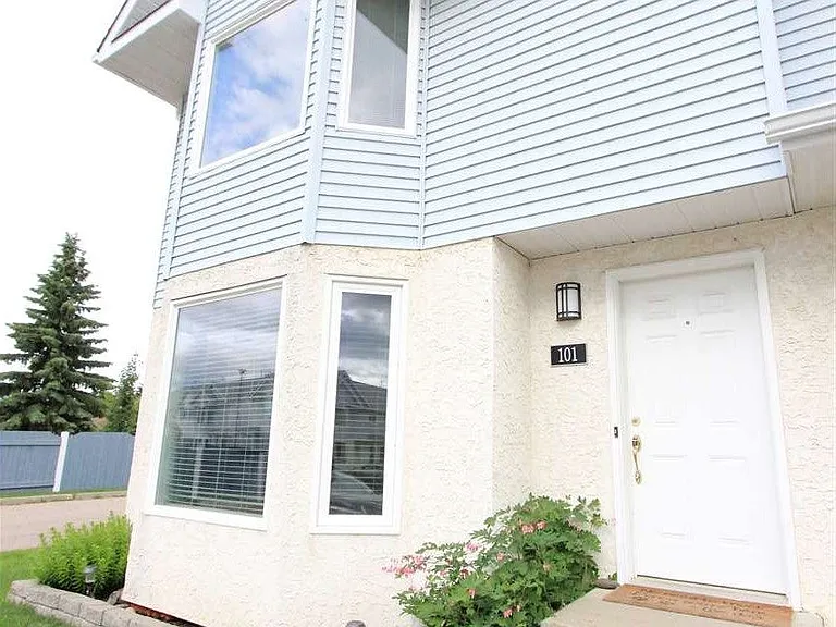 5 Aberdeen Way #101 — Photo 2