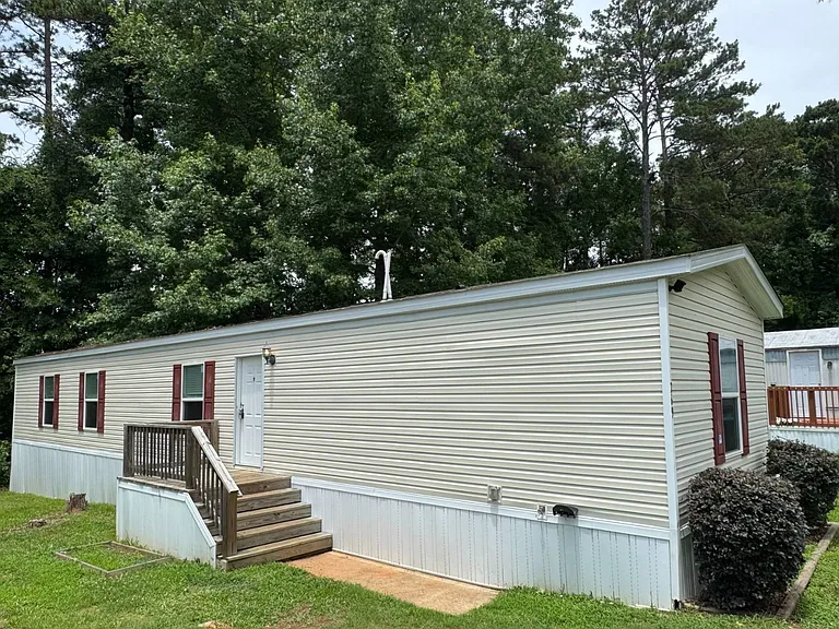 269 Manchester Ave — Photo 13