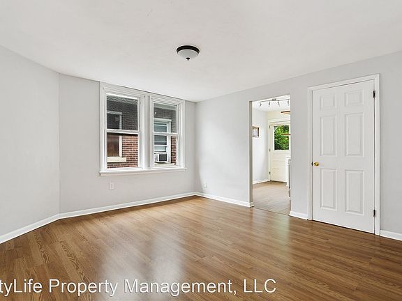 4th image of 615 Wentworth Ave #10291849