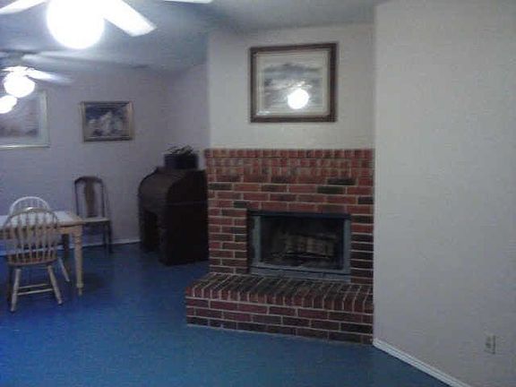 2nd image of 813 Heatherwood Dr
