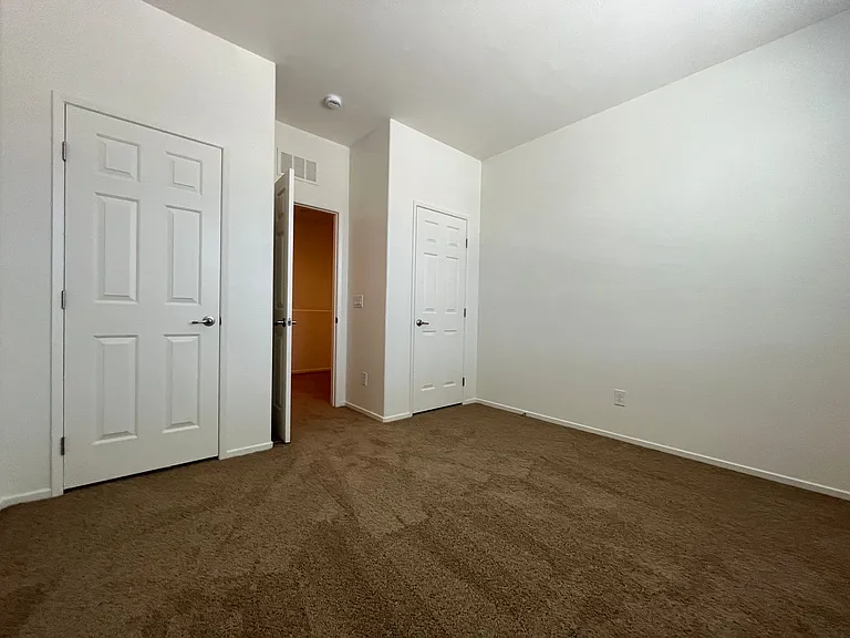 6202 Yankee Spring St — Photo 16