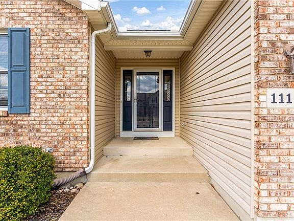 2nd image of 1118 Parkview Dr