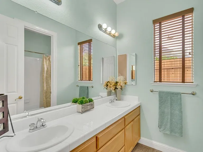 1281 Lorden Ct — Photo 23