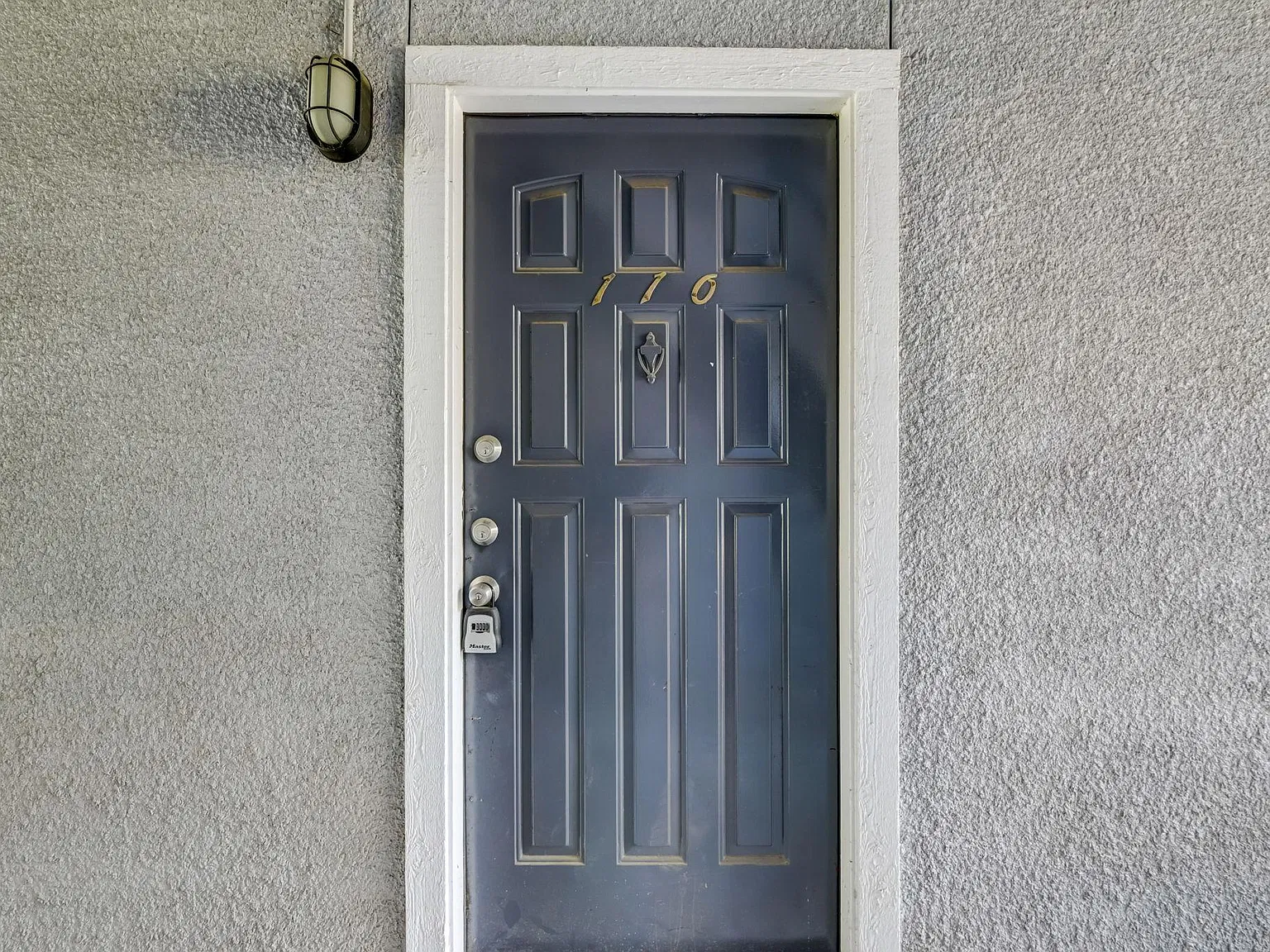 9920 Forest Ln — Photo 4