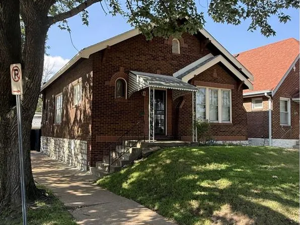 4000 McDonald Ave, Saint Louis, MO 63116