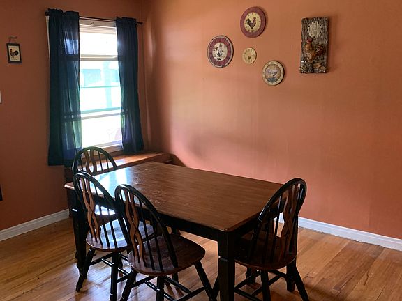 2nd image of 403 Spurlin Dr