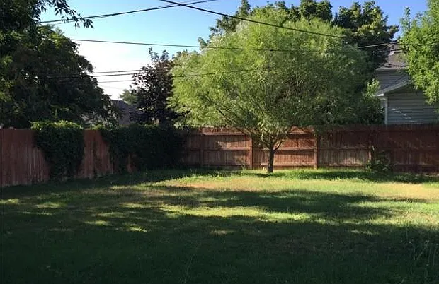 1153 E Milton Ave — Photo 5