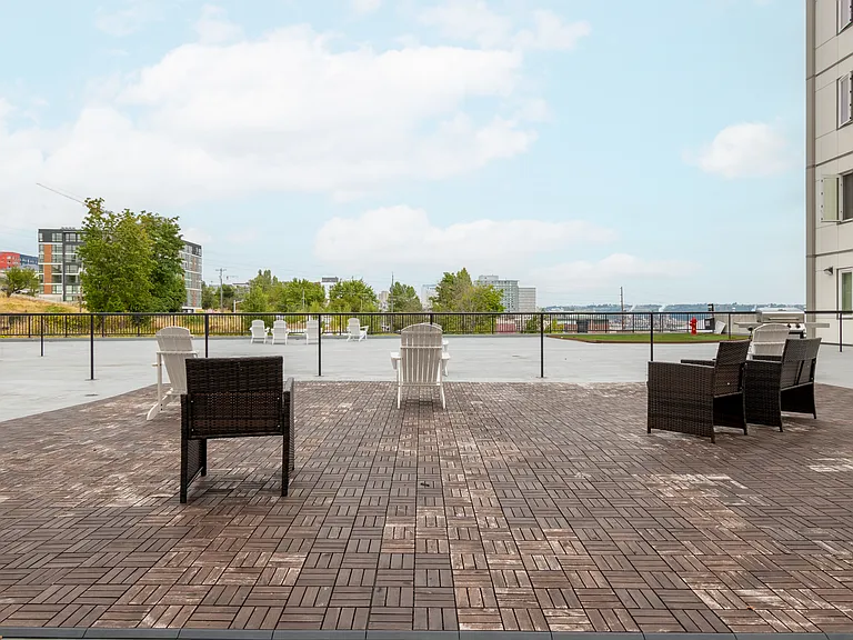 Jefferson Yards Apartments — Photo 32