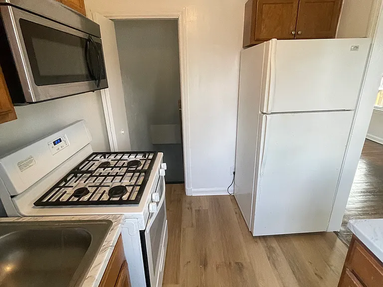 2210 Huntington Ave — Photo 6
