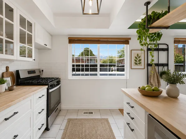 2220 E Murray Holladay Rd S #46, Salt Lake City, UT 84117