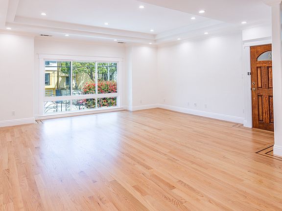 3rd image of 2319 Alemany Blvd