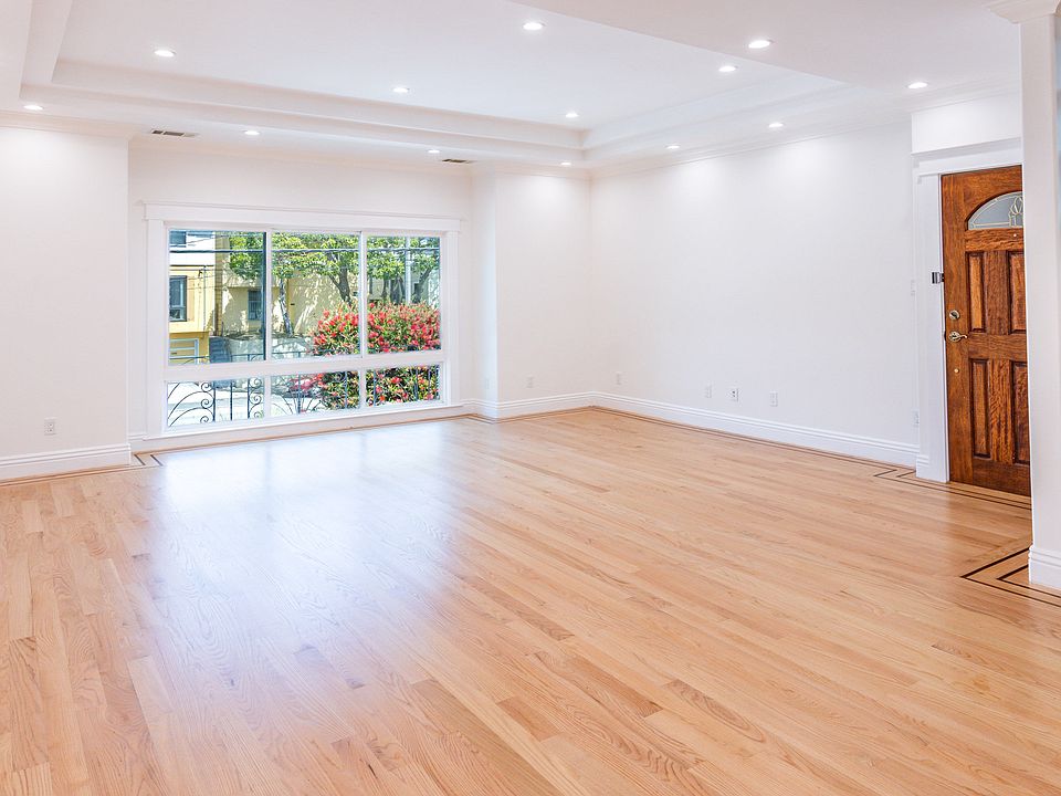 2nd image of 2319 Alemany Blvd