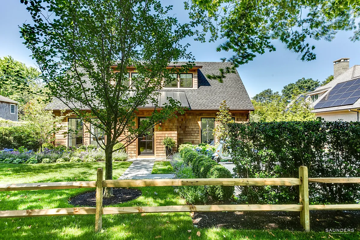 Building Photo - 86 Hedges Ln