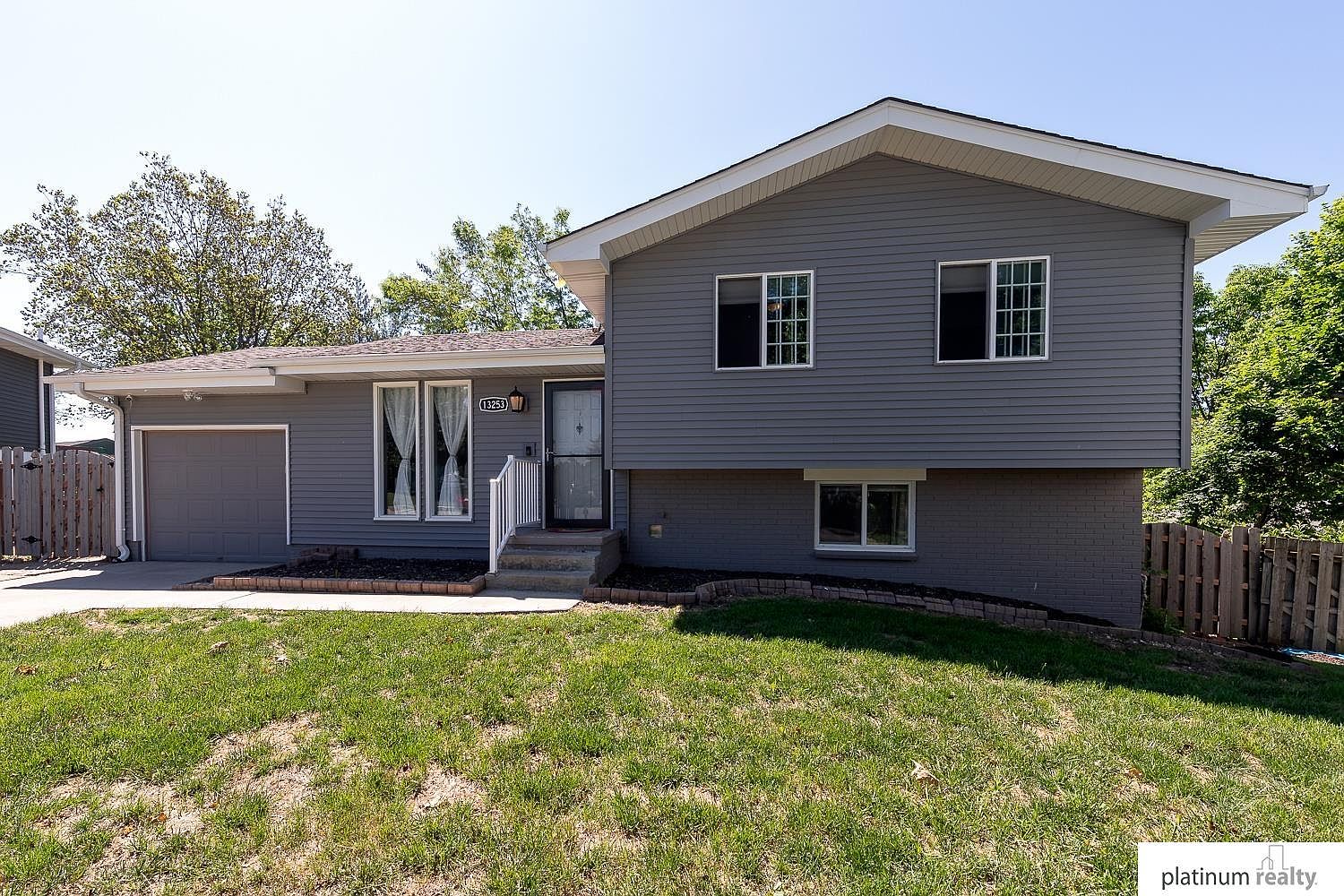 eЯi.h 13253 Josephine St, Omaha, NE 68138 | Zillow
