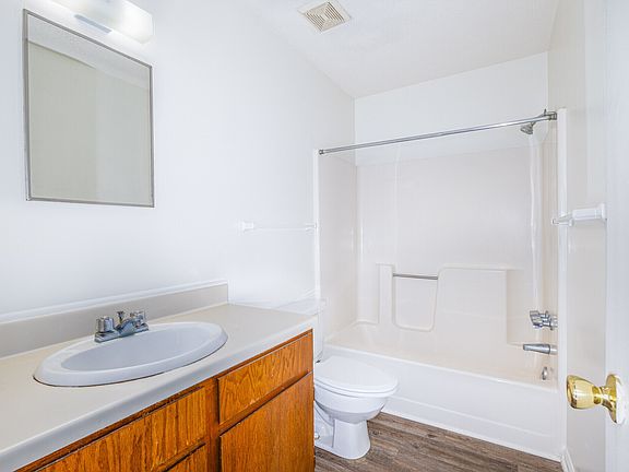 4th image of 3703 Southborough Rd #16C