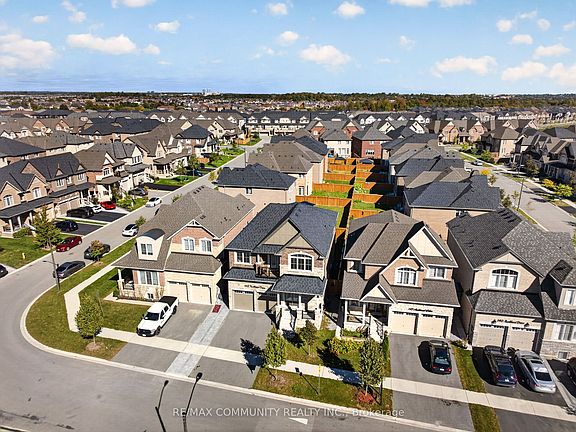 2nd image of 144 Auckland Dr