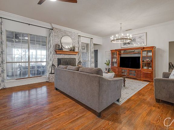 2nd image of 6358 Dominion Ct