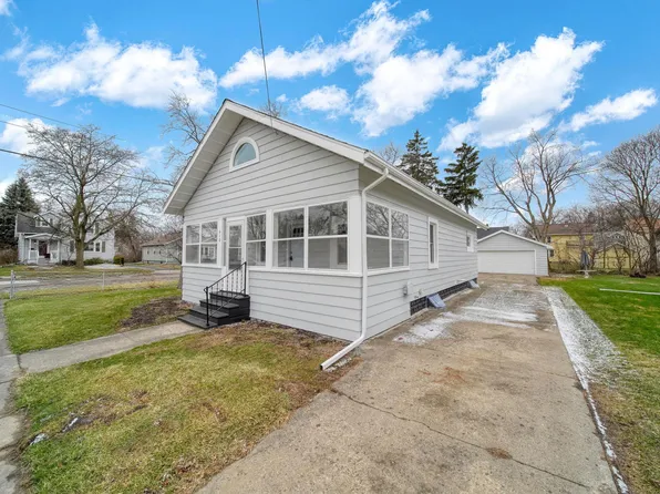 610 7th St, Jackson, MI 49203