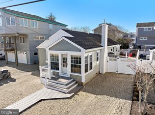 116 E 28th St, Brant Beach, NJ