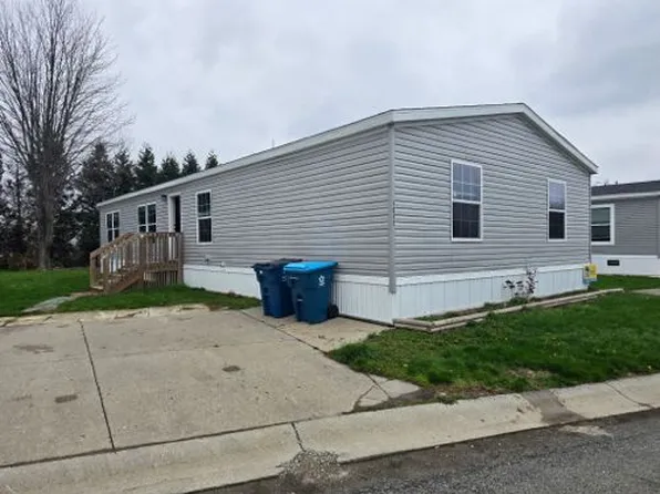 1511 Bryan Ave, Auburn, IN 46706