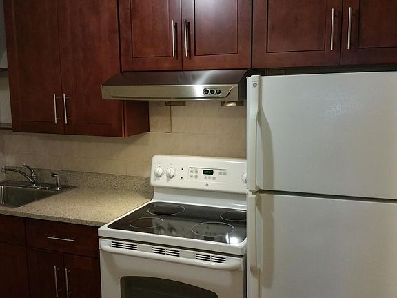 2nd image of 20910 23rd Ave APT 1