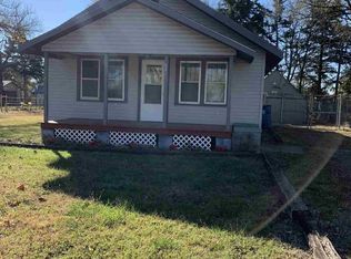 621 W Lincoln St, Madison, KS 66860