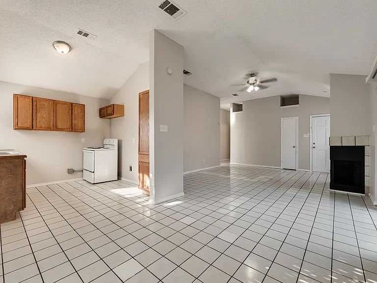 3078 Rustlewind Ln — Photo 10