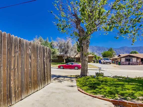 5th image of 13575 De Garmo Ave