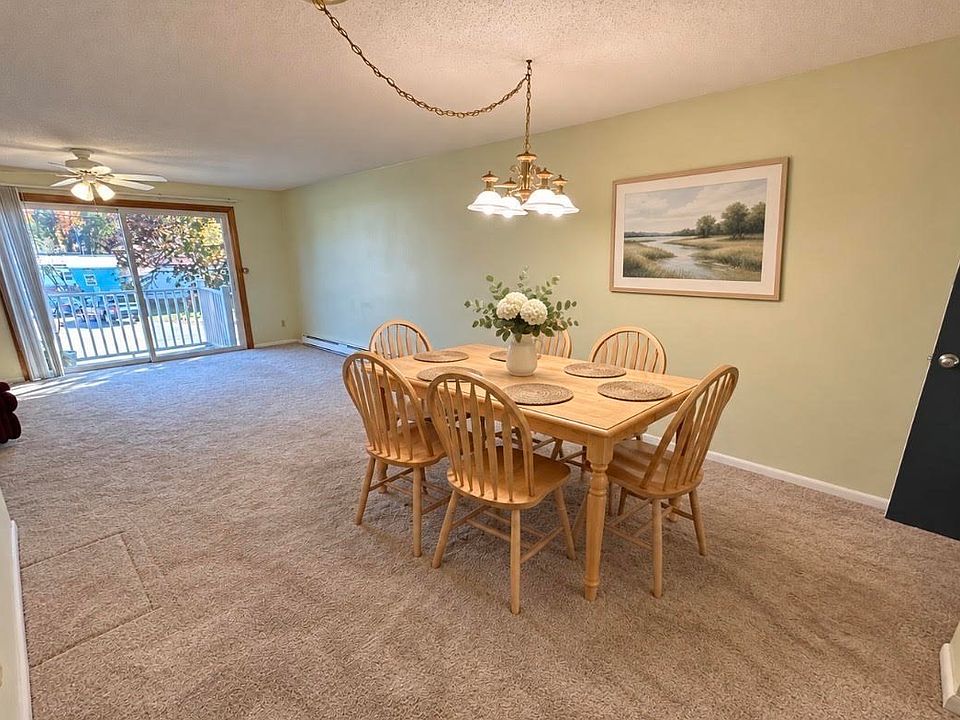 1st image of 760 Farm Rd APT 216