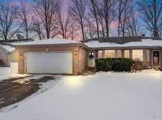 1995 Texas St, Chesterton, IN 46304