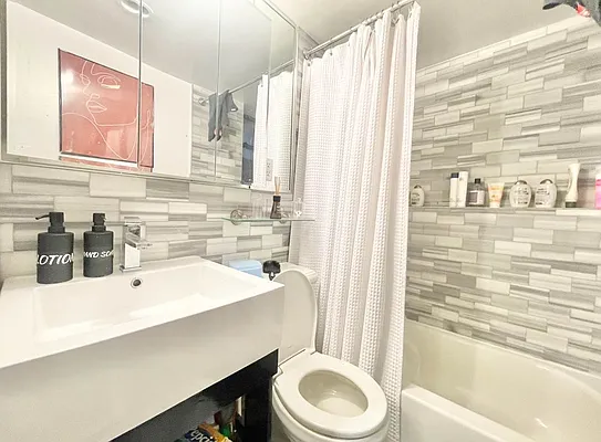 Rented by DALLAL | media 4