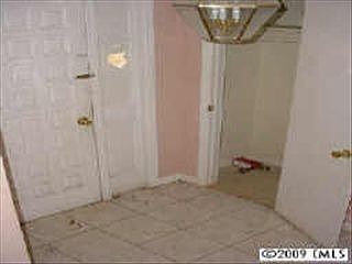 1st image of 4700 Farm Pond Ln