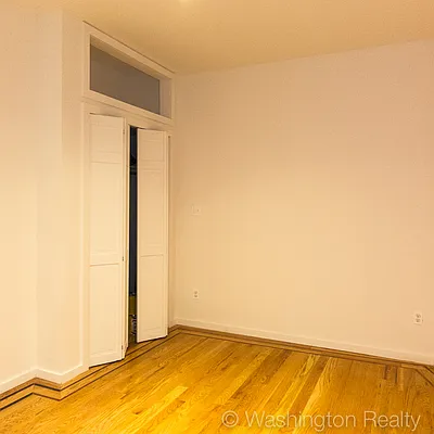 Sold by Washington Realty Corp. | media 10