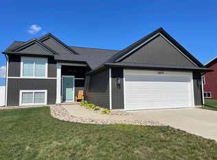 10479 52nd Ave, Allendale, MI 49401