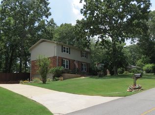 1335 Navajo Trl, Alabaster, AL 35007